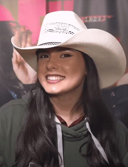 Ana Castela