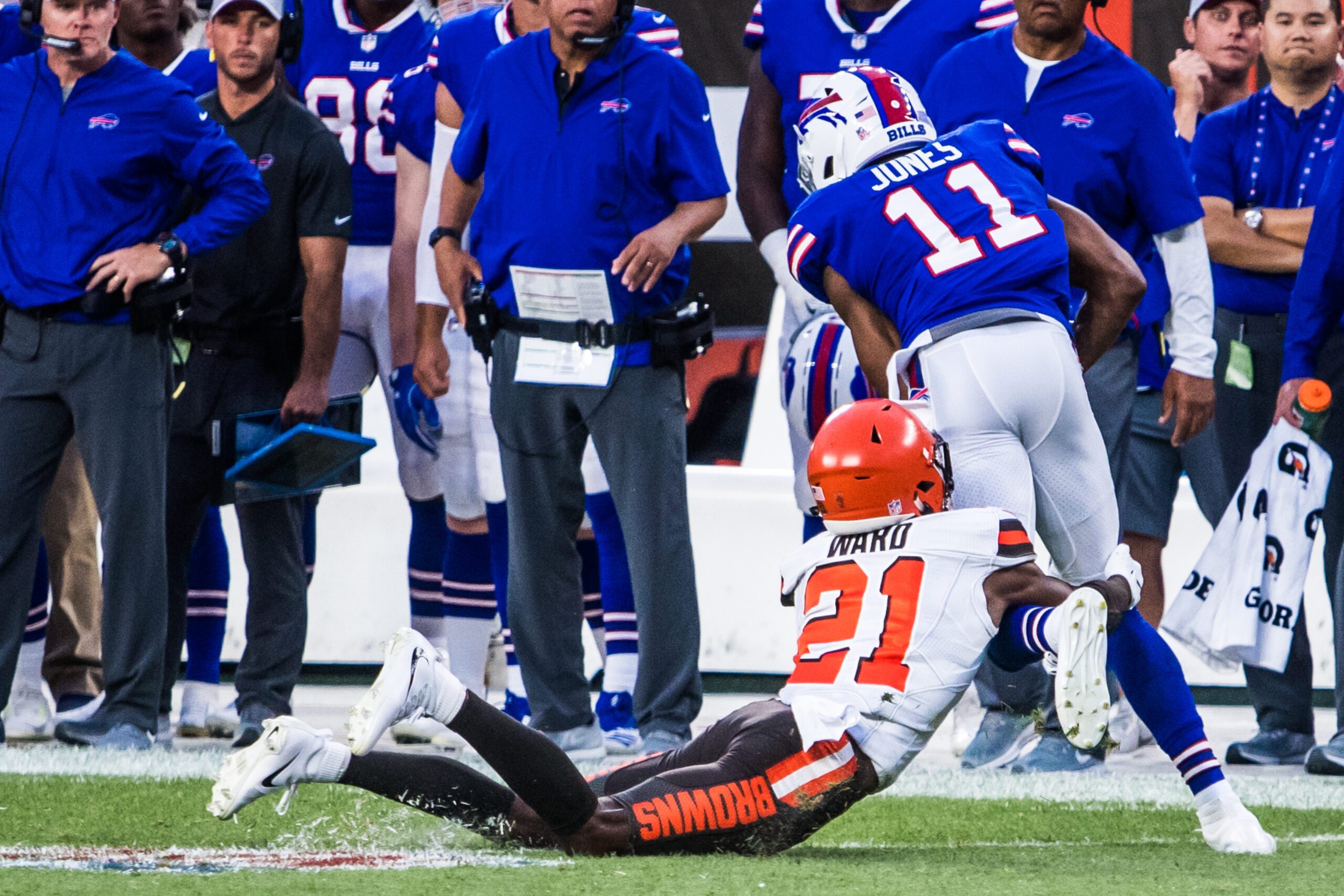 Zay Jones