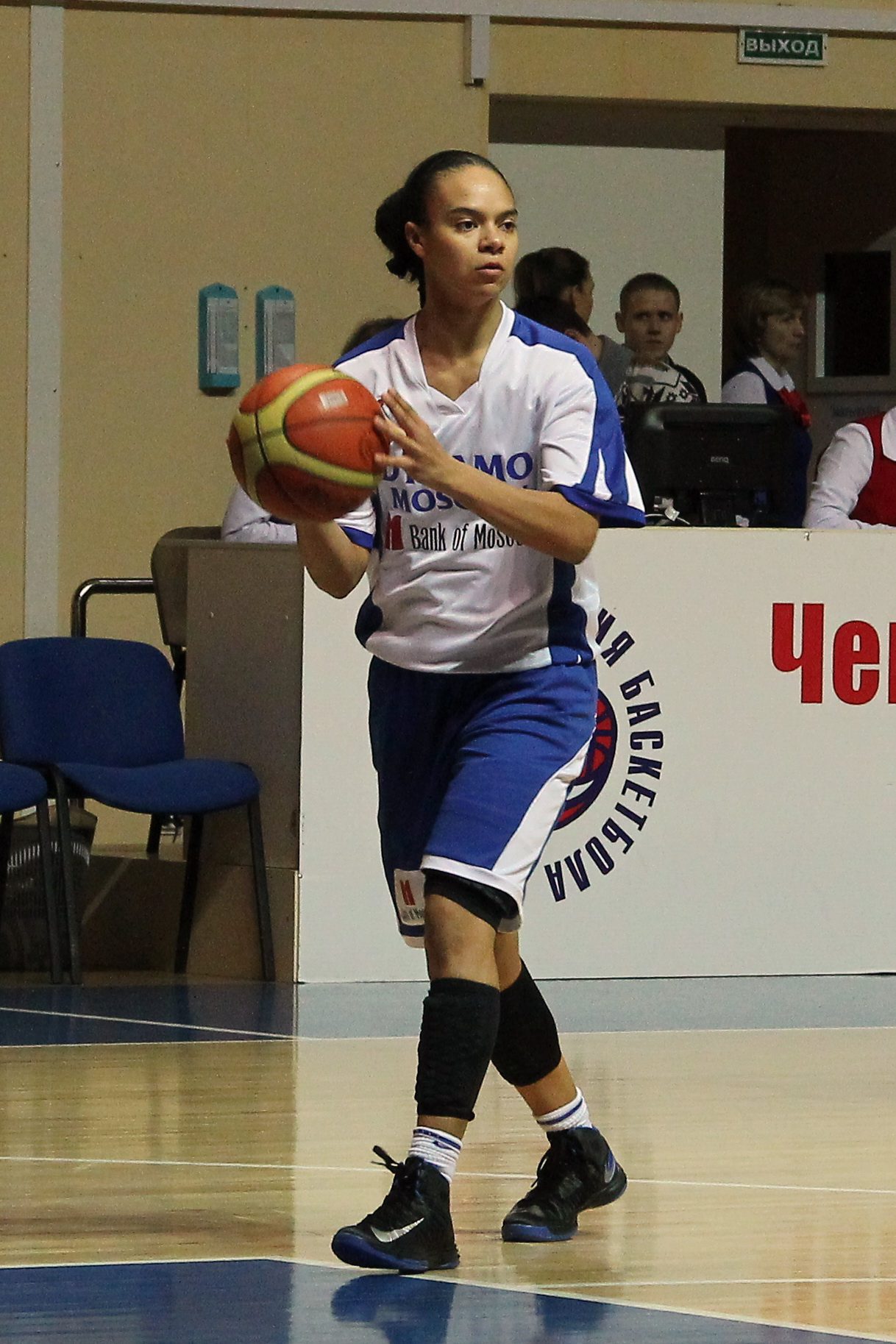Kristi Toliver