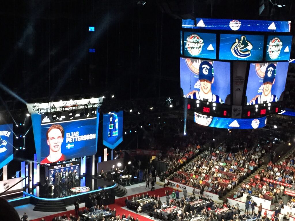 Elias Pettersson