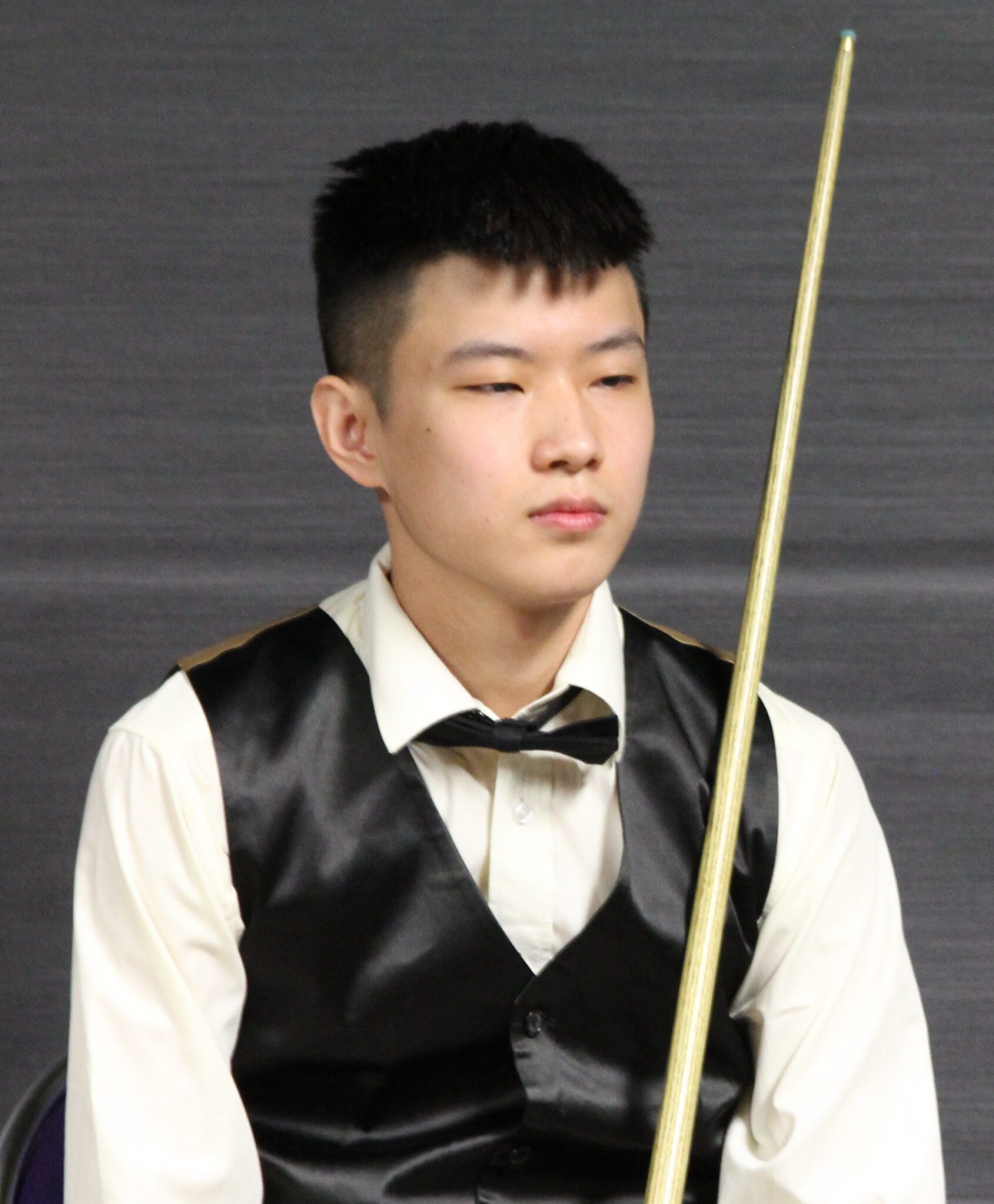 zhao-xintong-wiki-bio-networth-gf-wife-family-more-dwb